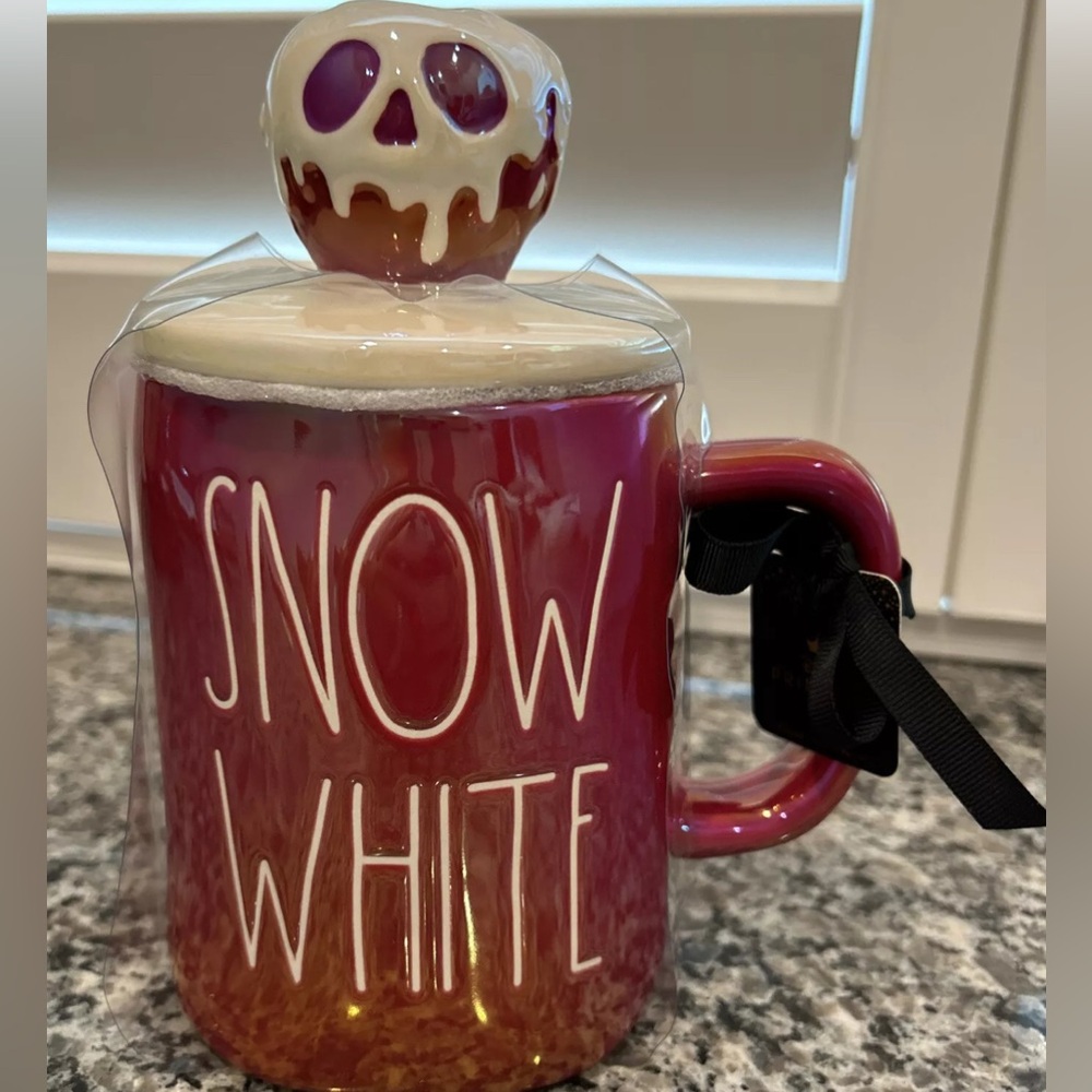 Rae Dunn Disney SNOW WHITE Red Mug Iridescent Poison Apple With Topper - NEW